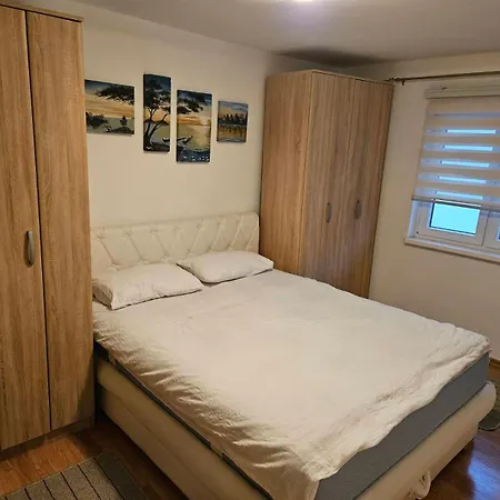 Stan Skerla U Strogom Centru Apartment